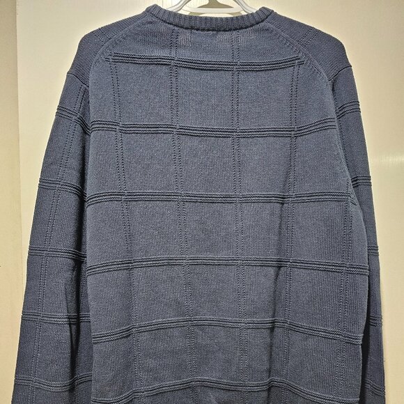 Made by Arrow EST1851 Side Large Blue Long Sleeve Sweater with Square pattern - Picture 2 of 3